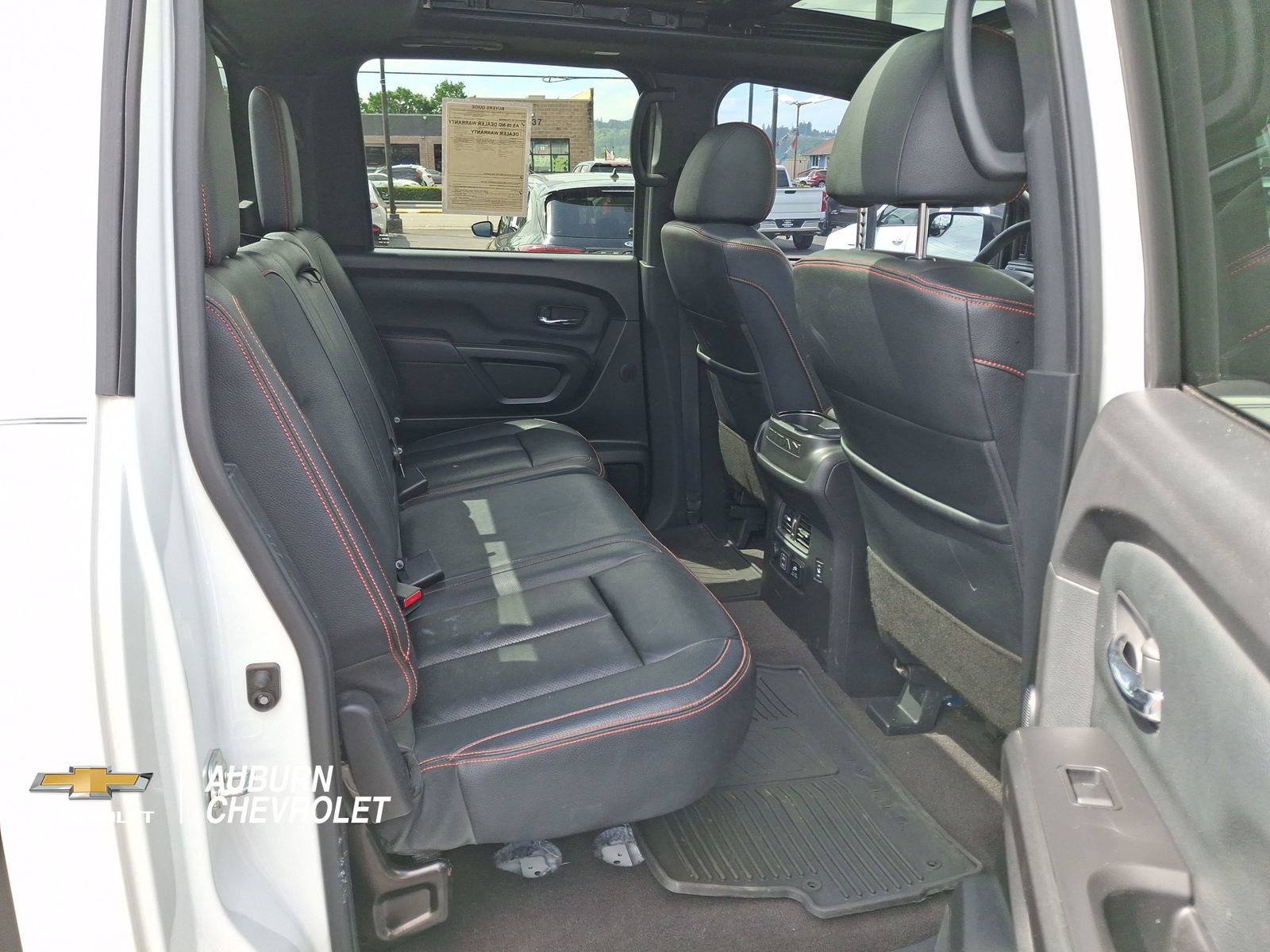 Used 2021 Nissan Titan PRO-4X w/ Pro-4x Convenience Package AWD/4WD image 23
