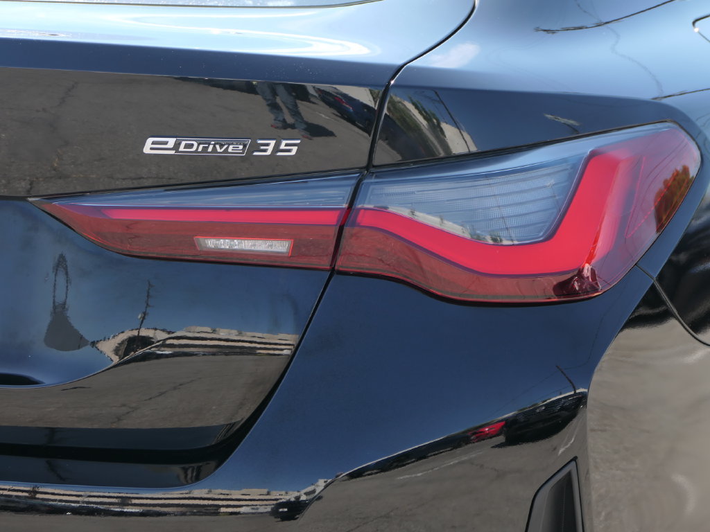 Used 2023 BMW i4 eDrive35 w/ Premium Package RWD image 4