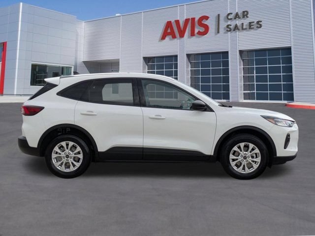 Used 2025 Ford Escape Active AWD/4WD image 5