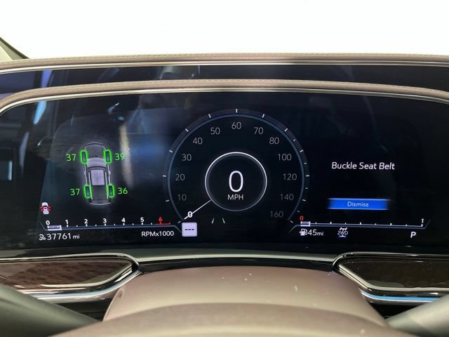 Used 2022 Cadillac Escalade Sport Platinum w/ LPO, ONYX Package AWD/4WD image 25