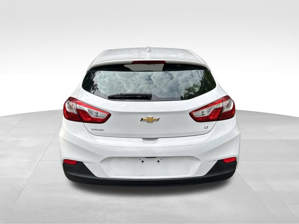 Used 2017 Chevrolet Cruze LT w/ Sun And Sound Package FWD image 4