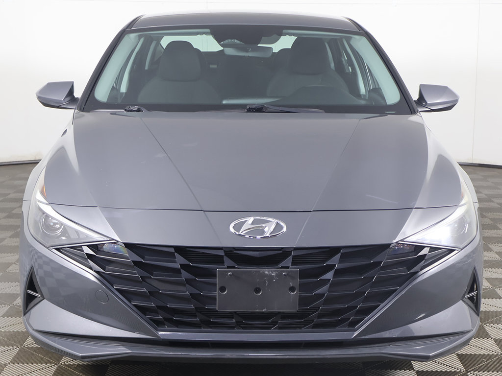 Used 2023 Hyundai Elantra SEL w/ Winter Weather Package FWD image 11