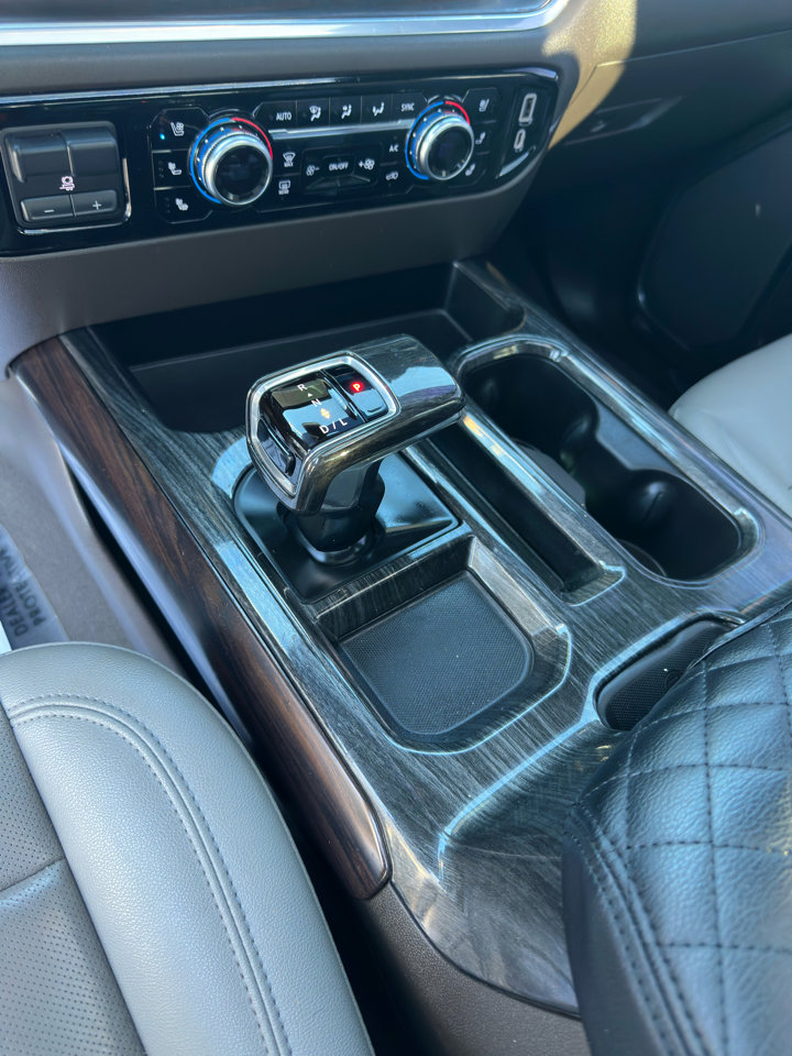 Used 2022 GMC Sierra 1500 SLT image 31