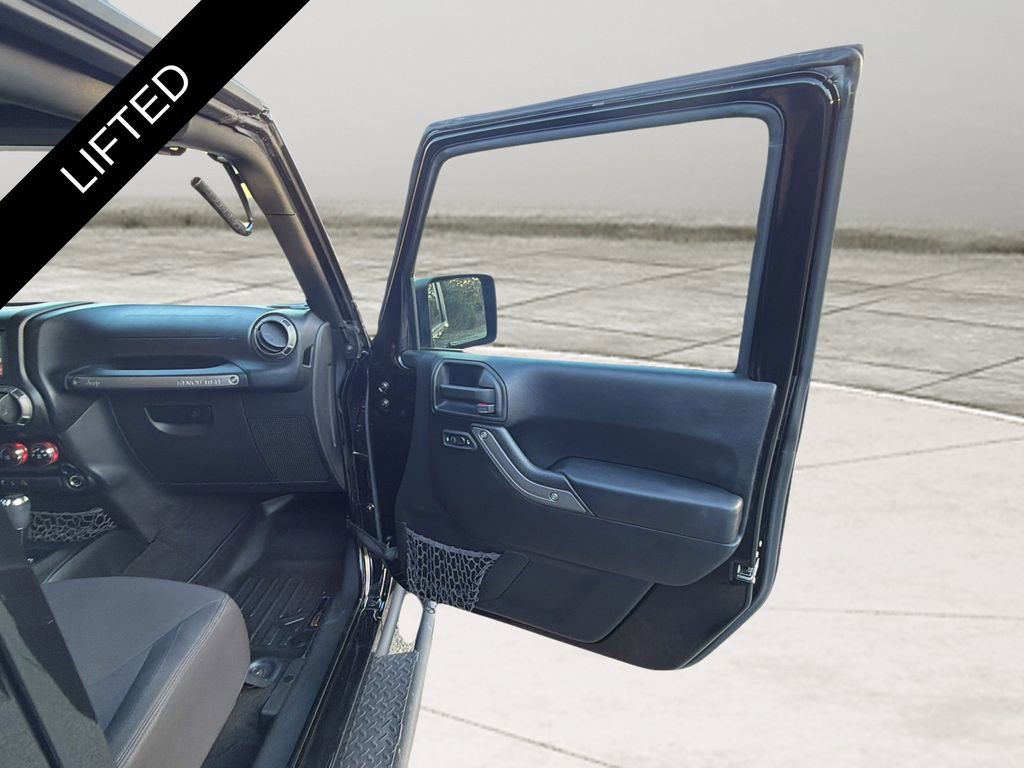 Used 2018 Jeep Wrangler Unlimited Sport S image 45