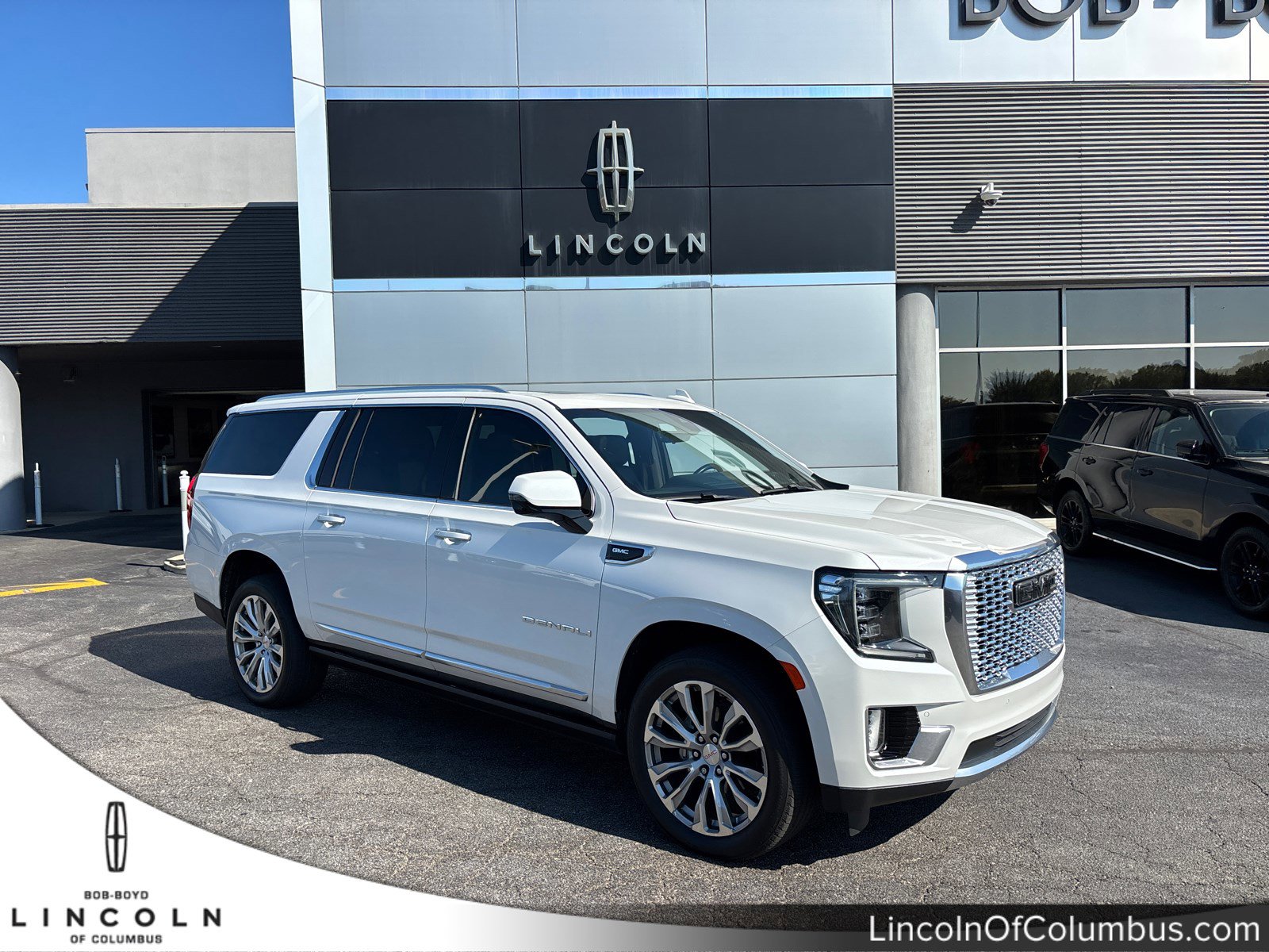 Used 2021 GMC Yukon XL Denali w/ Denali Premium Package