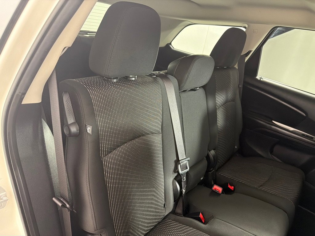 Used 2020 Dodge Journey SE w/ SE Popular Equipment Group FWD image 22