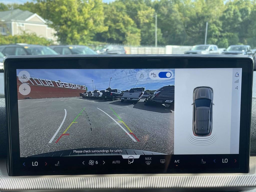 New 2025 Ford Explorer Active image 20