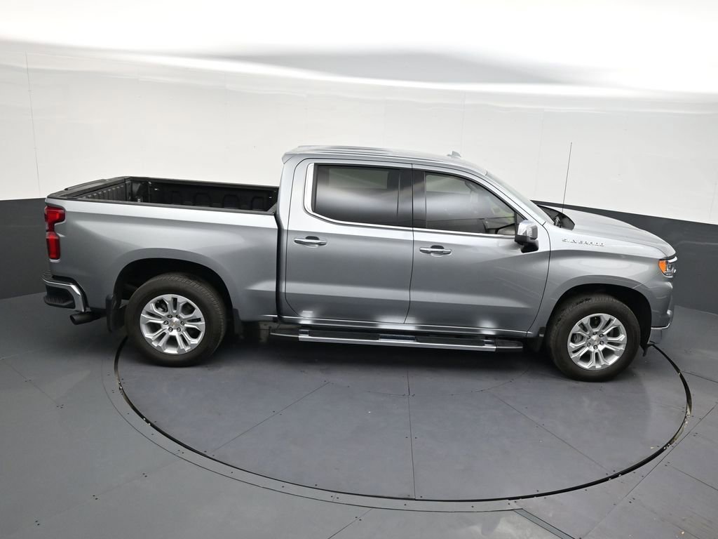 Used 2025 Chevrolet Silverado 1500 LTZ w/ Technology Package image 18