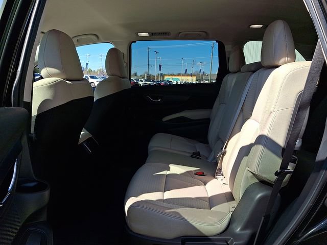 Certified 2025 Subaru Ascent Premium AWD/4WD image 10