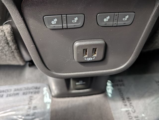 Used 2022 Chevrolet Equinox Premier AWD/4WD image 17