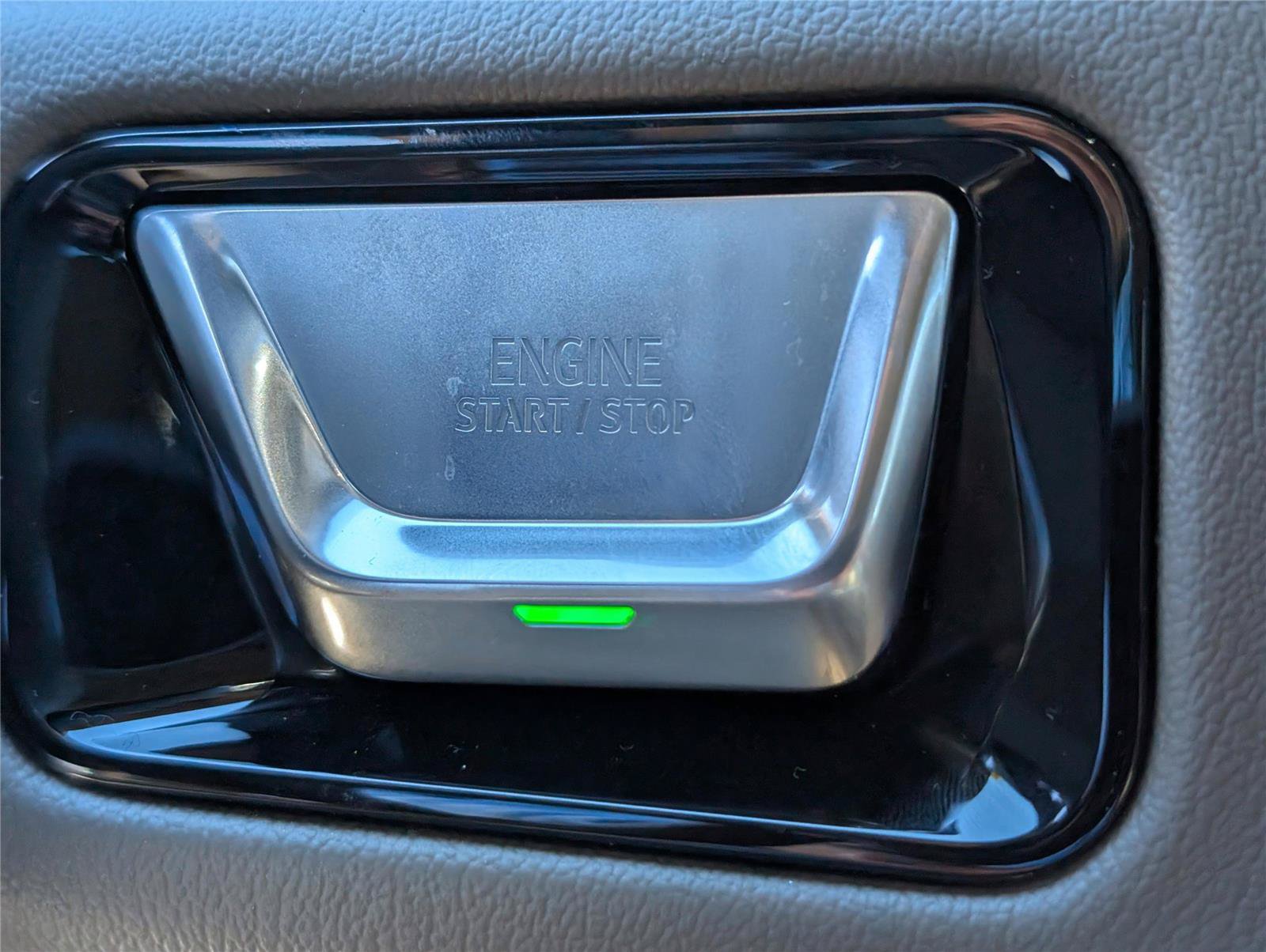 Used 2026 GMC Yukon XL Denali w/ Advanced Technology Package RWD image 31