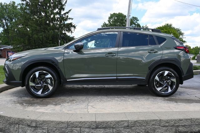 Used 2025 Subaru Crosstrek 2.5i Limited AWD/4WD image 8