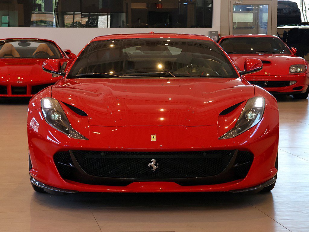 Certified 2018 Ferrari 812 Superfast RWD image 77