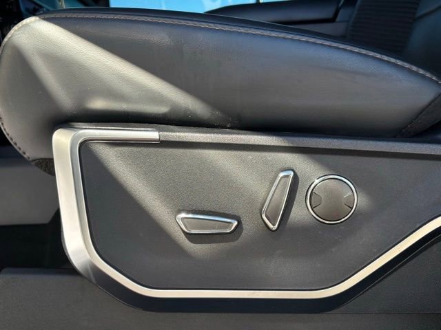 Used 2023 Ford F150 Raptor w/ Raptor Carbon Fiber Package image 13