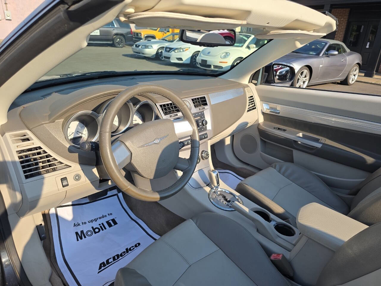 Used 2008 Chrysler Sebring Touring w/ Special Touring Group image 13