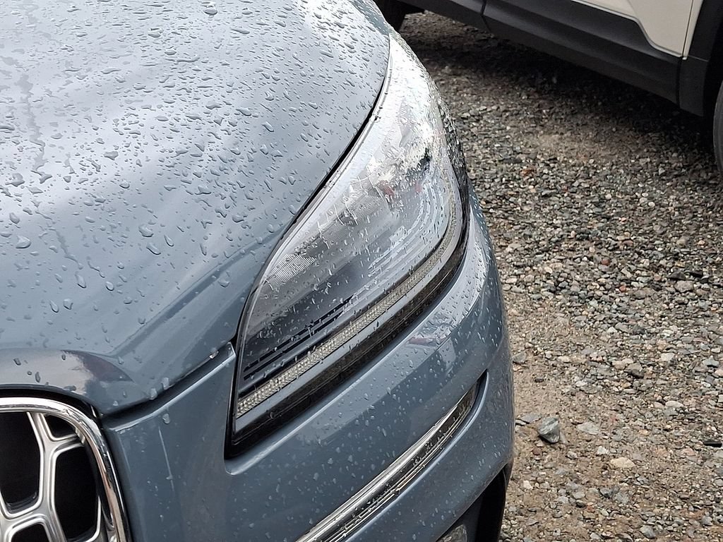 Used 2023 Lincoln Corsair AWD image 36