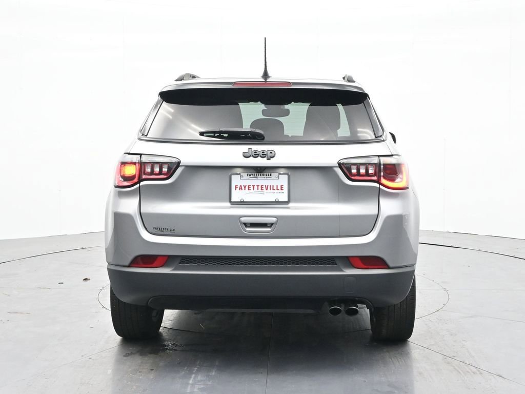 Used 2022 Jeep Compass Altitude image 7