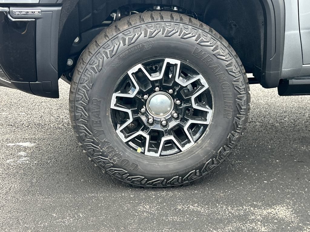 New 2026 GMC Sierra 2500 AT4X AWD/4WD image 12