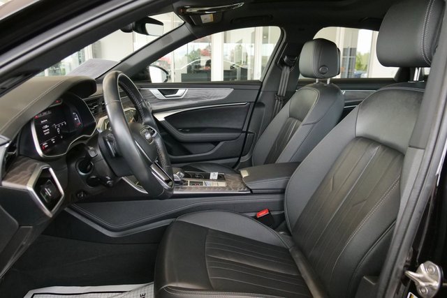 Used 2024 Audi A6 Premium Plus image 11