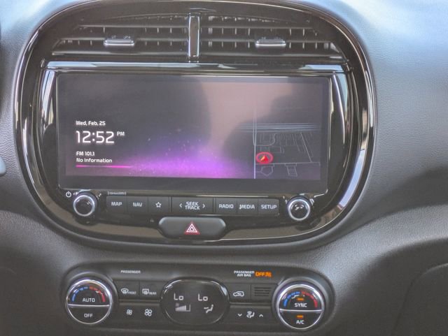 Certified 2023 Kia Soul GT-Line FWD image 18