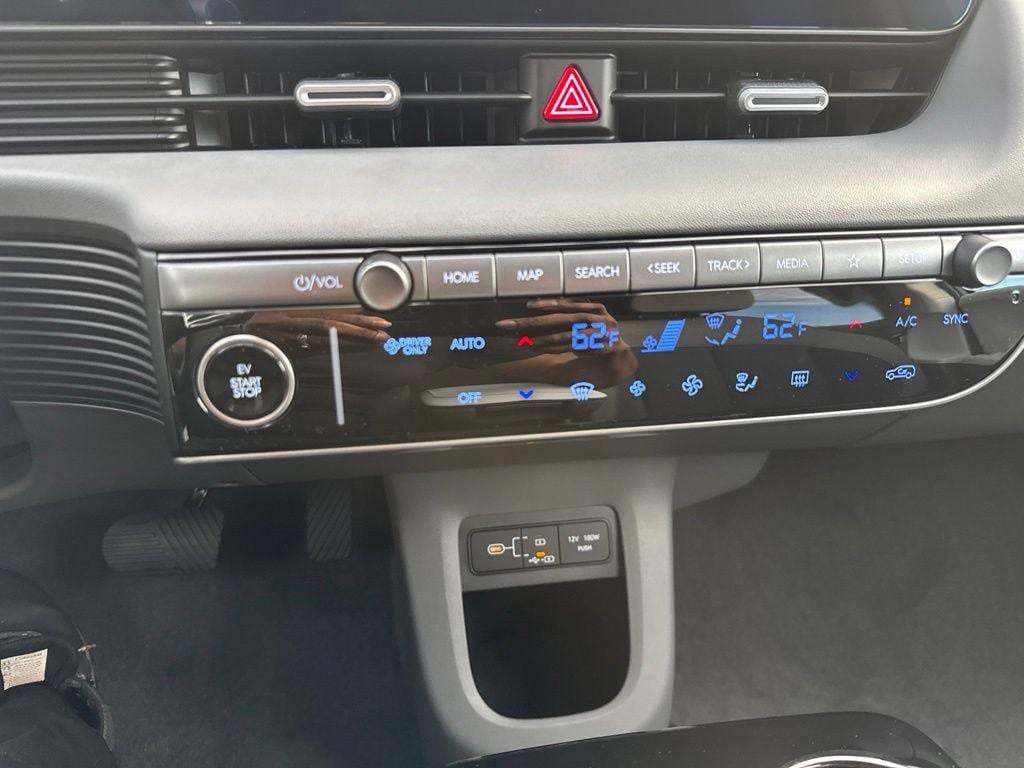 New 2027 Hyundai Ioniq 5 SE AWD/4WD image 16