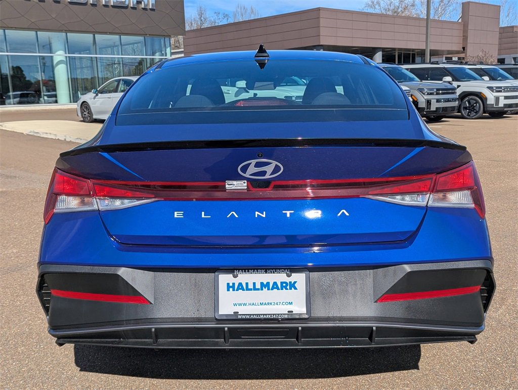 Certified 2025 Hyundai Elantra Sport image 4