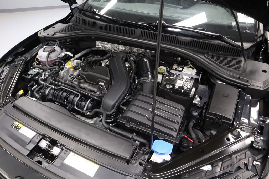 Used 2025 Volkswagen Jetta Sport FWD image 32