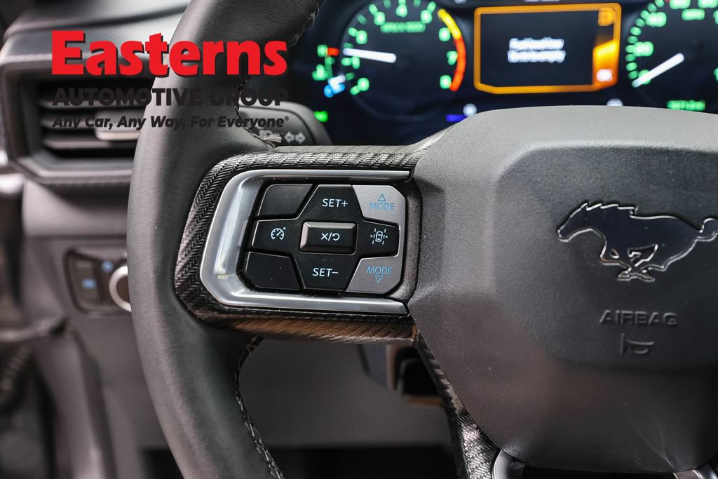 Used 2025 Ford Mustang Coupe RWD image 15