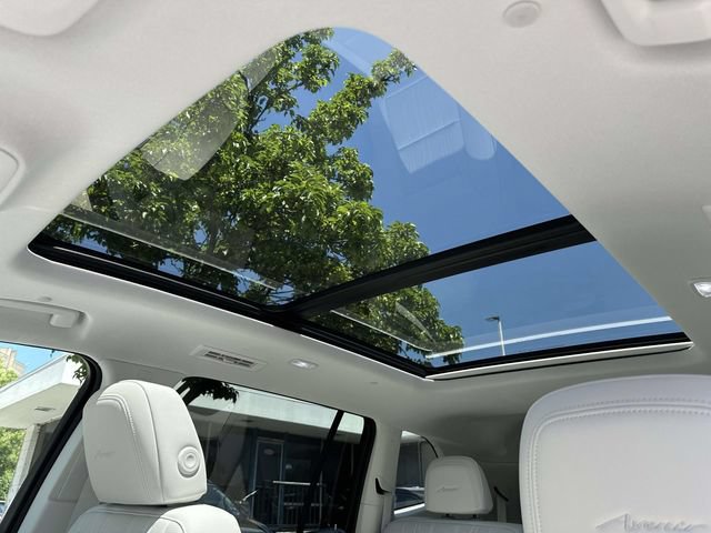 New 2026 Buick Enclave Avenir w/ Super Cruise Package FWD image 10