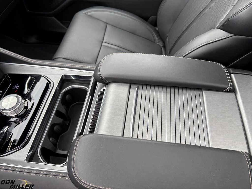 Used 2024 Jeep Wagoneer Series II w/ Convenience Group I image 23