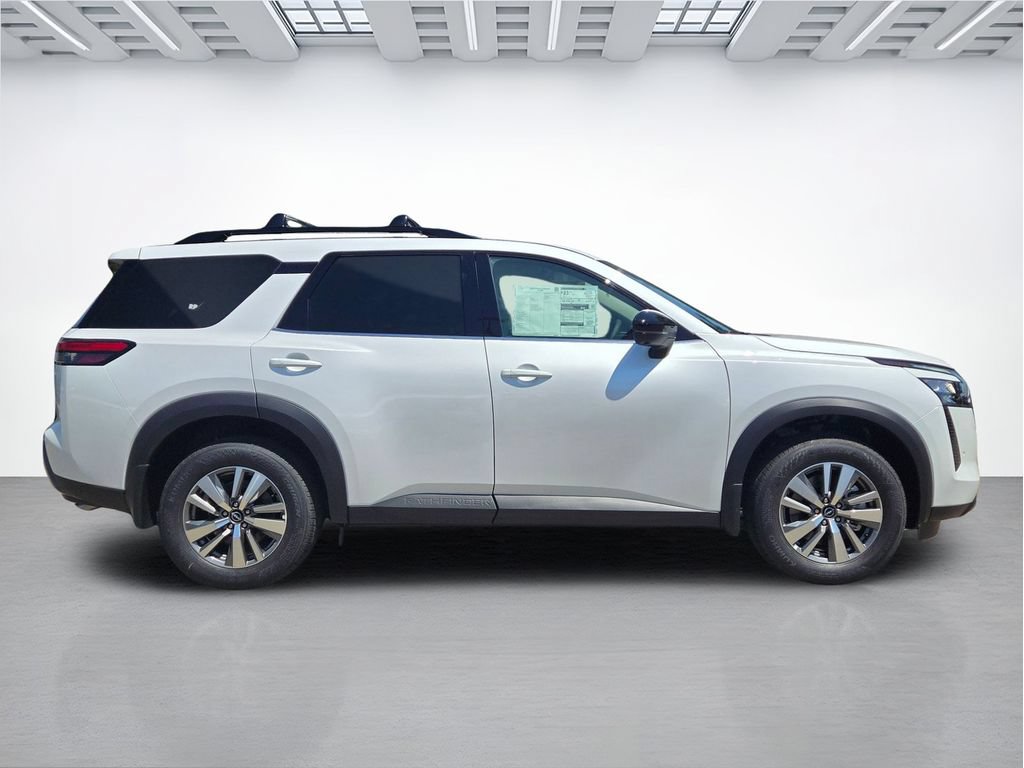 New 2026 Nissan Pathfinder SL AWD/4WD image 3