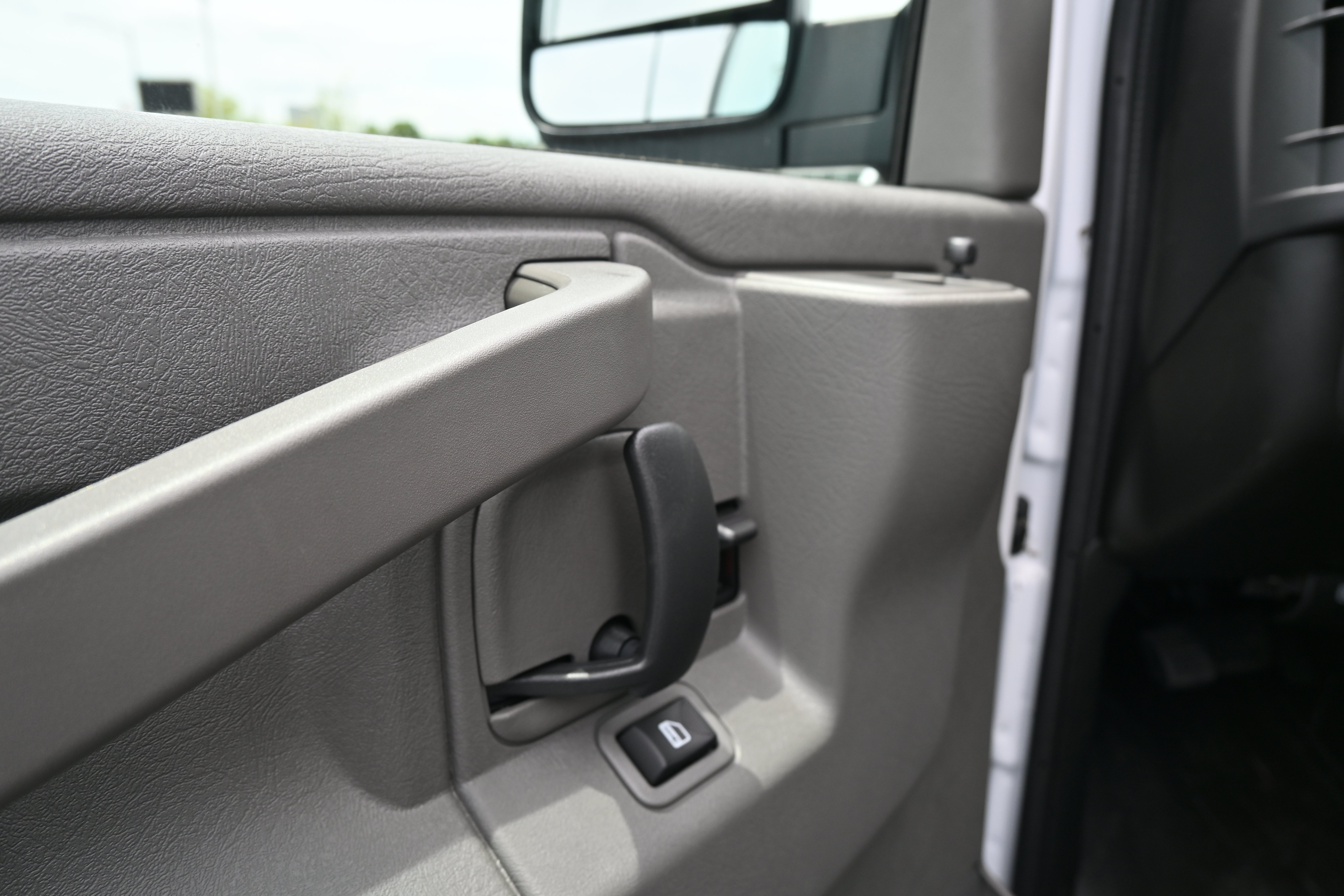 New 2025 Chevrolet Express 2500 w/ Driver Convenience Package RWD image 15