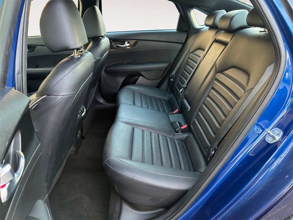 Used 2024 Kia Forte GT-Line w/ GT-Line Premium Package image 13