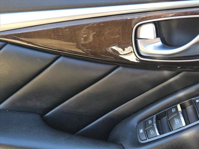 Used 2015 INFINITI Q50 AWD w/ Technology Package image 6