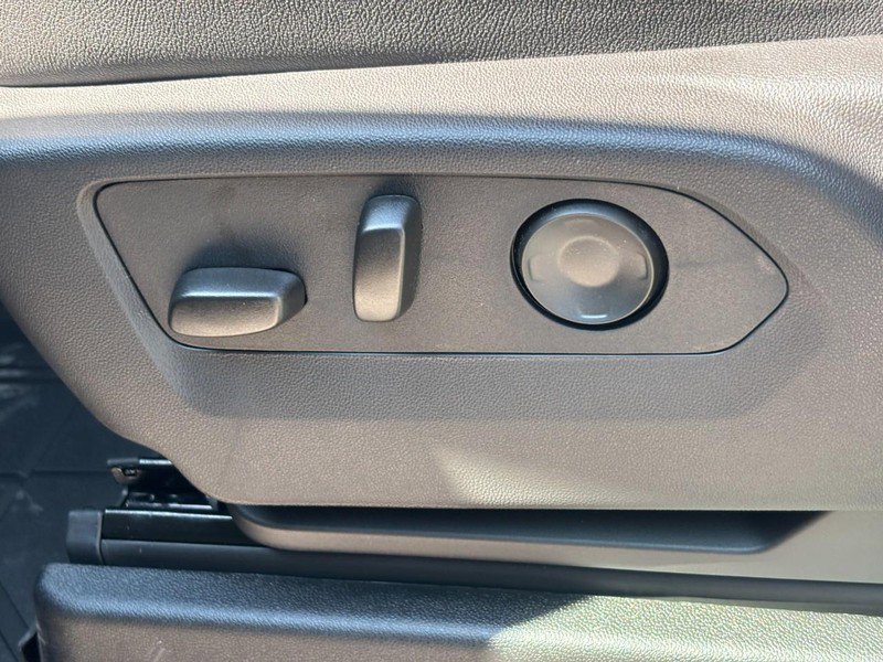 New 2026 Chevrolet Tahoe High Country AWD/4WD image 11