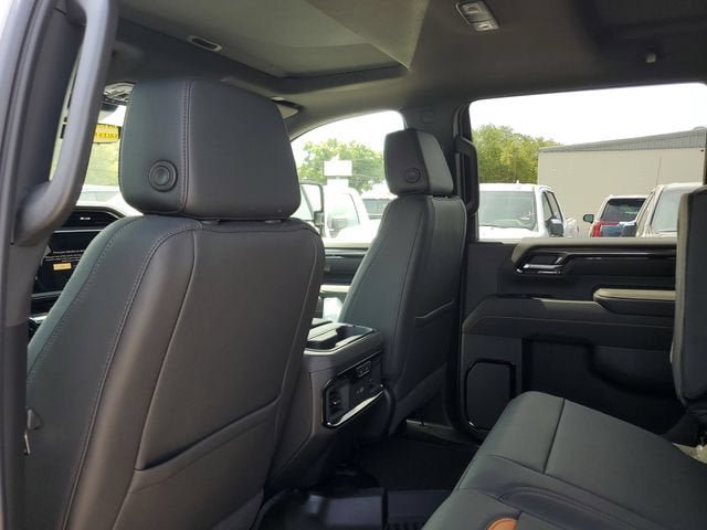 New 2026 GMC Sierra 3500 AT4 w/ AT4 Premium Plus Package AWD/4WD image 11