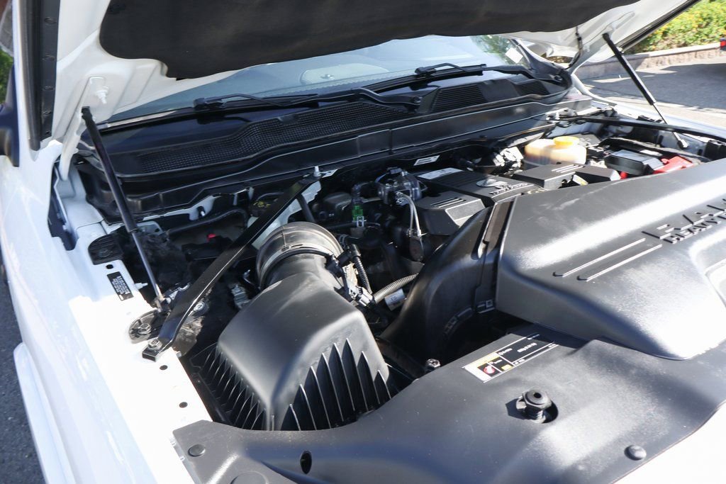 Used 2020 RAM 2500 Laramie w/ Night Edition image 12