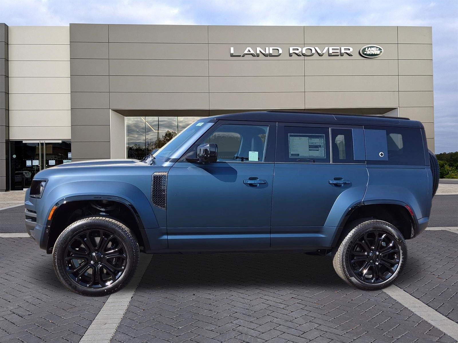 New 2026 Land Rover Defender 110 OCTA AWD/4WD image 8