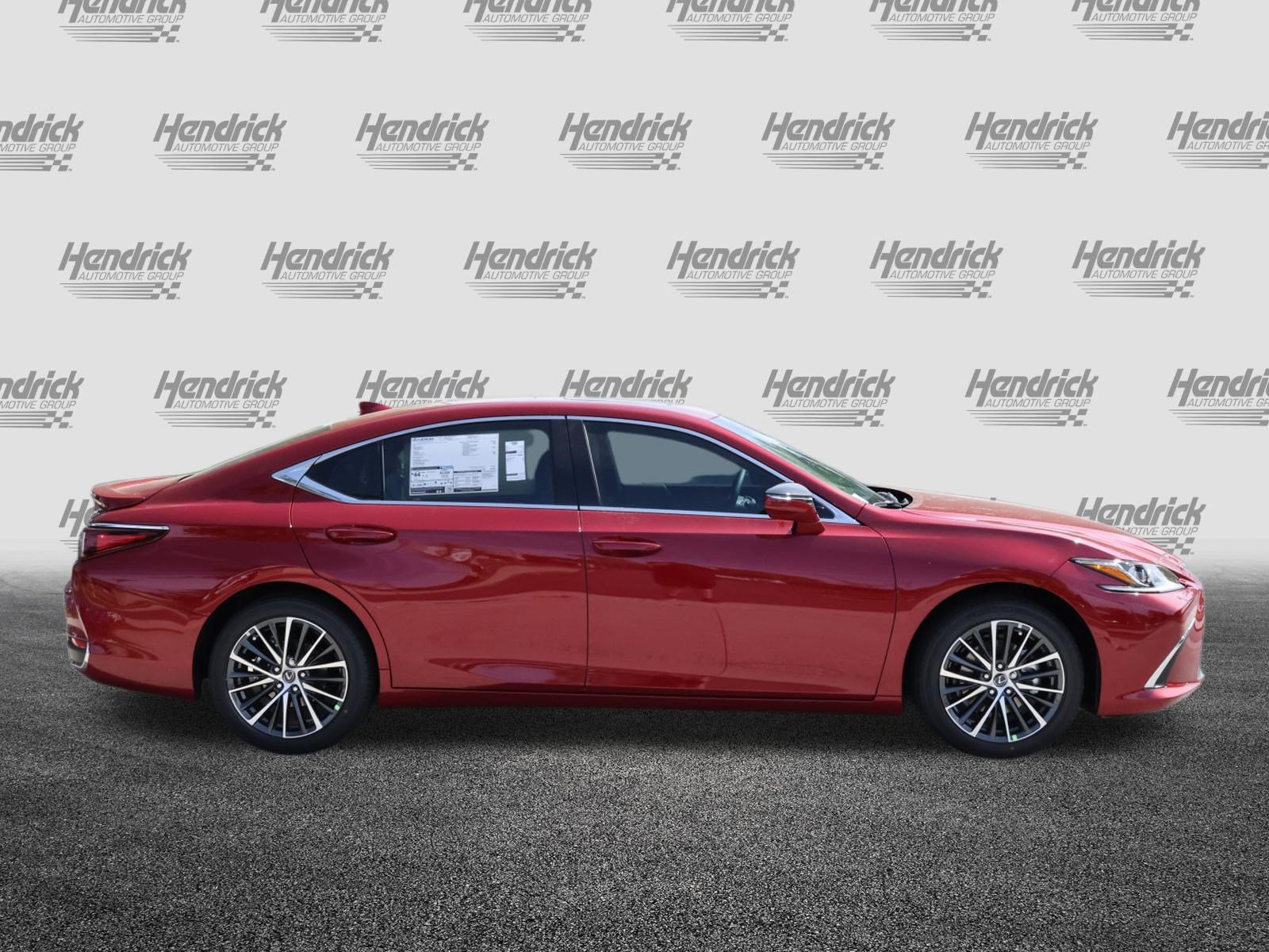Used 2025 Lexus ES 300h w/ Premium Package FWD image 10