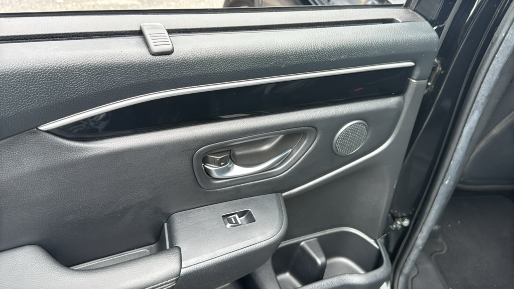 Used 2025 Honda Pilot EX-L image 26