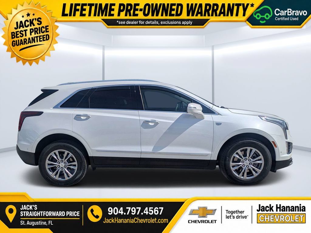 Used 2022 Cadillac XT5 Premium Luxury w/ Technology Package FWD image 2