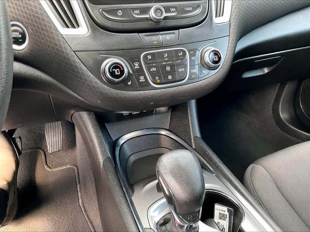 Used 2024 Chevrolet Malibu LT FWD image 25