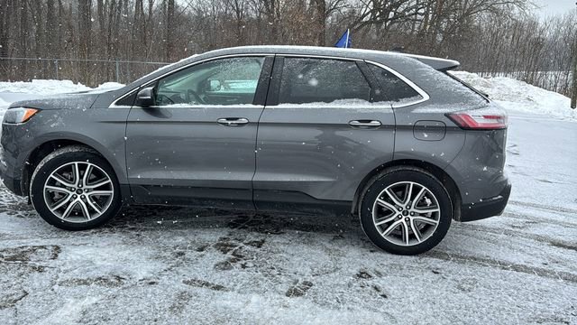Certified 2023 Ford Edge Titanium w/ Class II Trailer Tow Package image 6