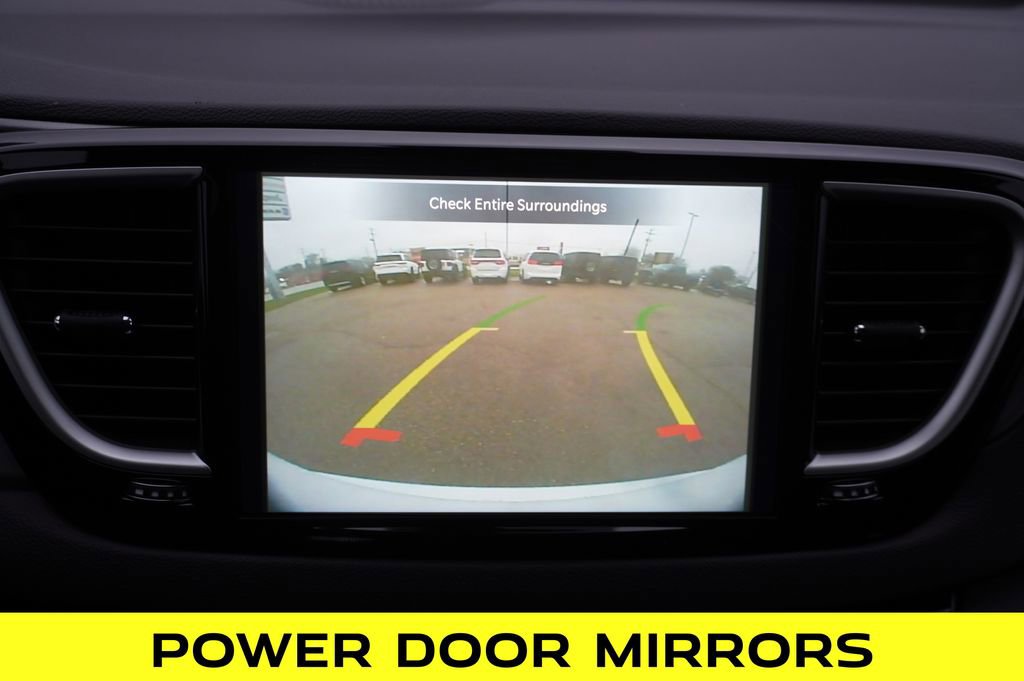 New 2026 Chrysler Voyager LX image 15