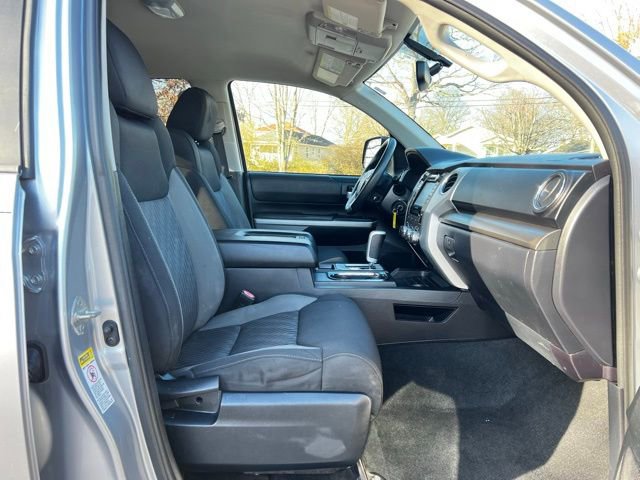 Used 2017 Toyota Tundra SR5 w/ SR5 Upgrade Package image 23