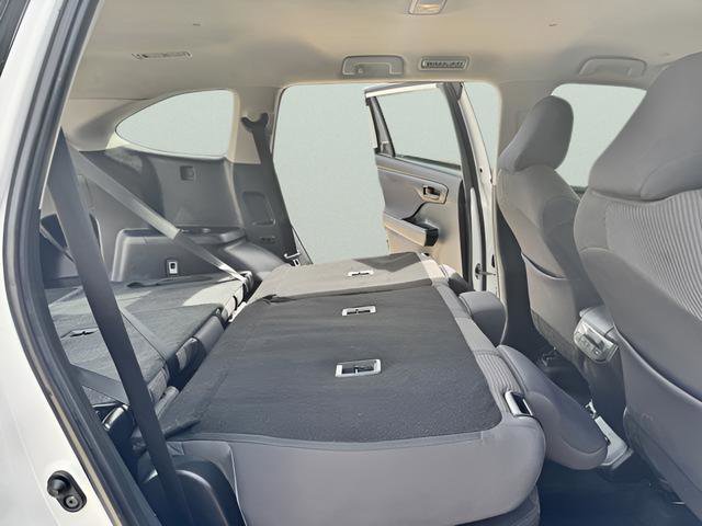 Used 2021 Toyota Highlander LE image 50