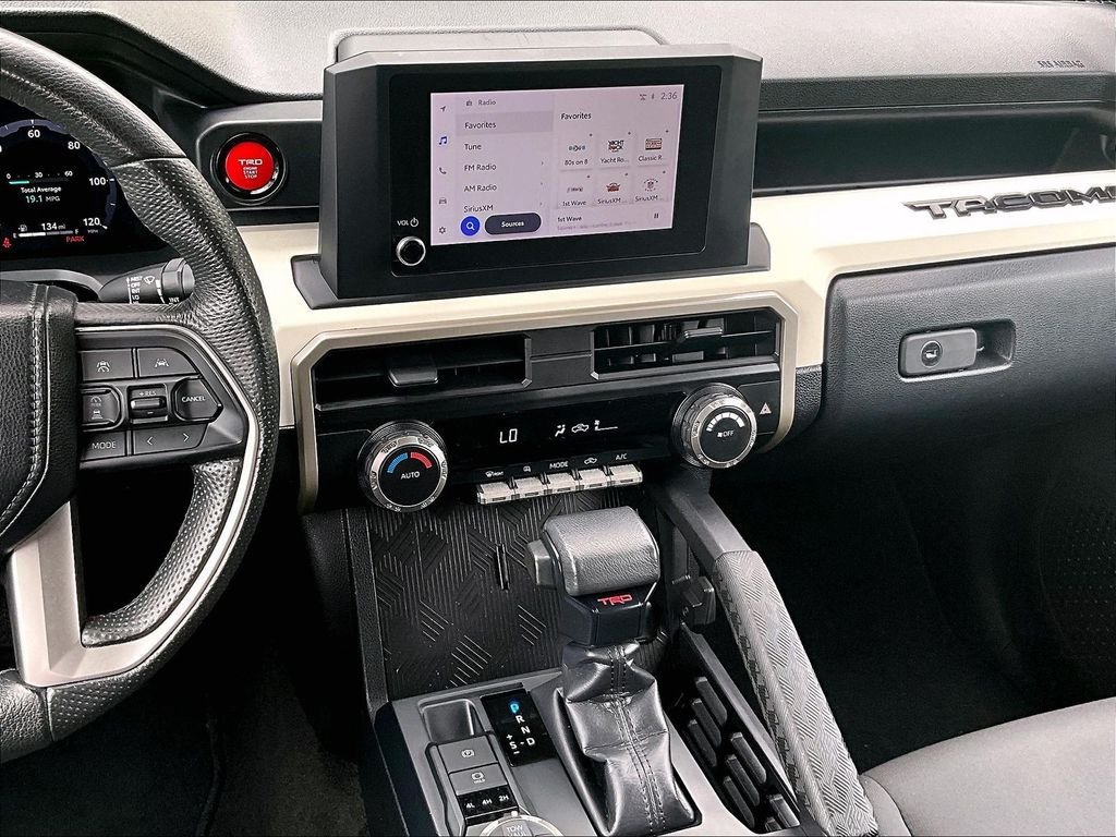 Used 2024 Toyota Tacoma TRD Off-Road AWD/4WD image 18