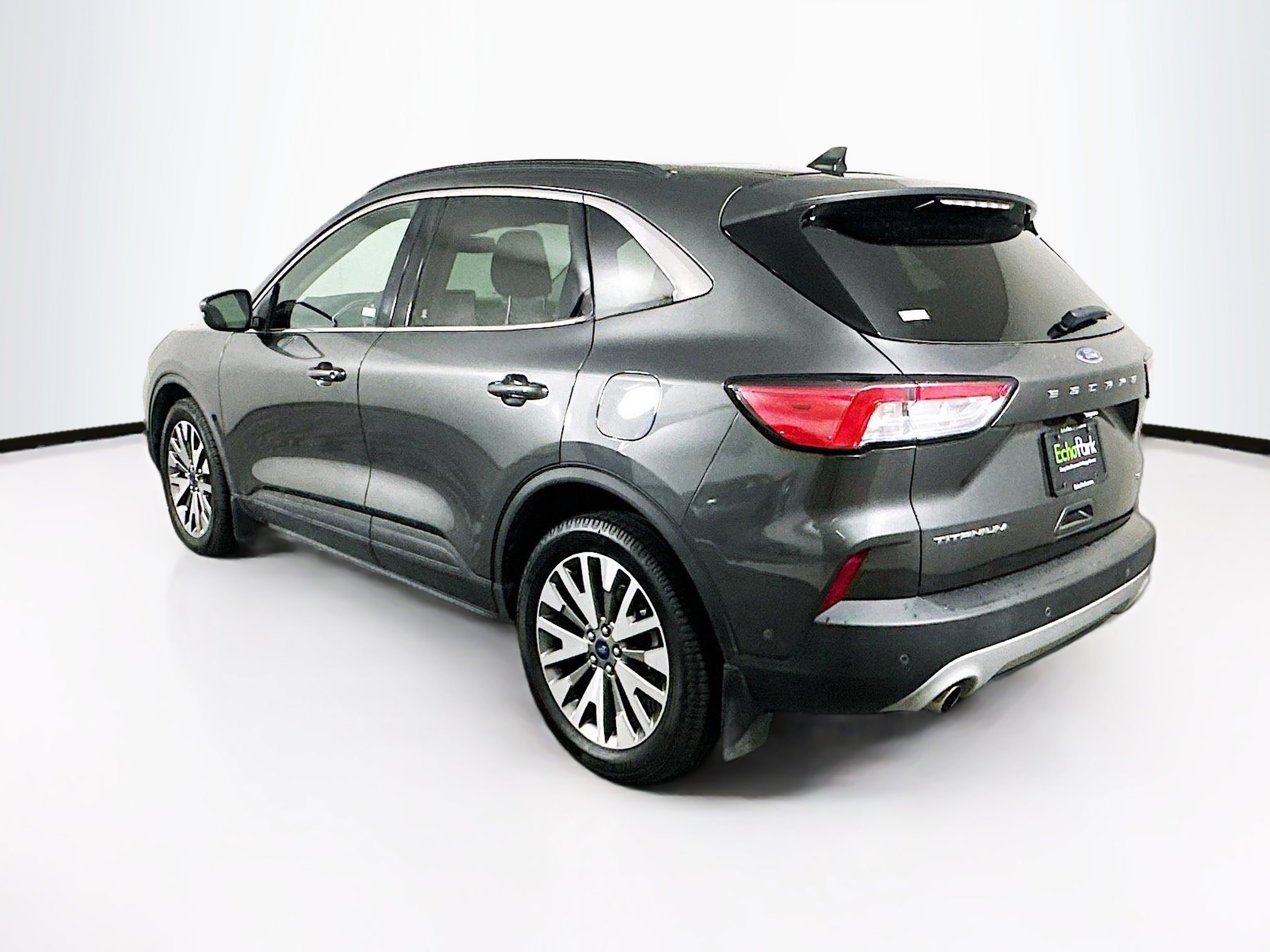 Used 2020 Ford Escape Titanium AWD/4WD image 5