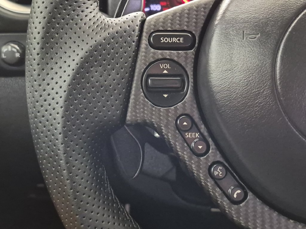 Used 2009 Nissan GT-R Premium AWD/4WD image 18
