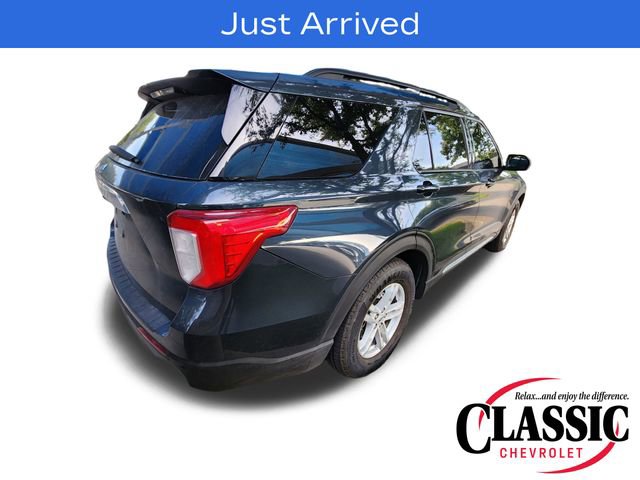 Used 2023 Ford Explorer XLT RWD image 9
